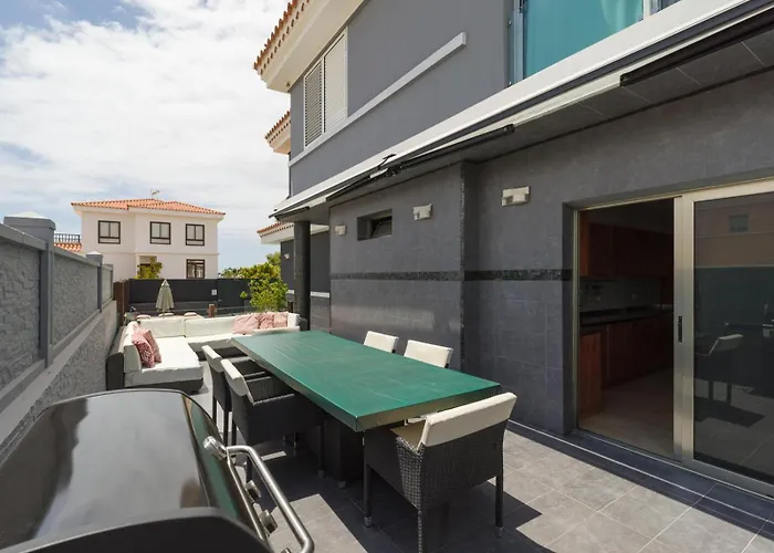 Entire Bbq, Poolgolf Villa