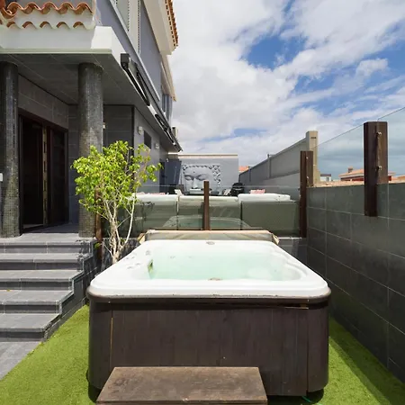 Entire Bbq Jacuzzi Poolgolf *