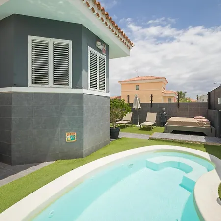 Entire Bbq, Poolgolf Meloneras